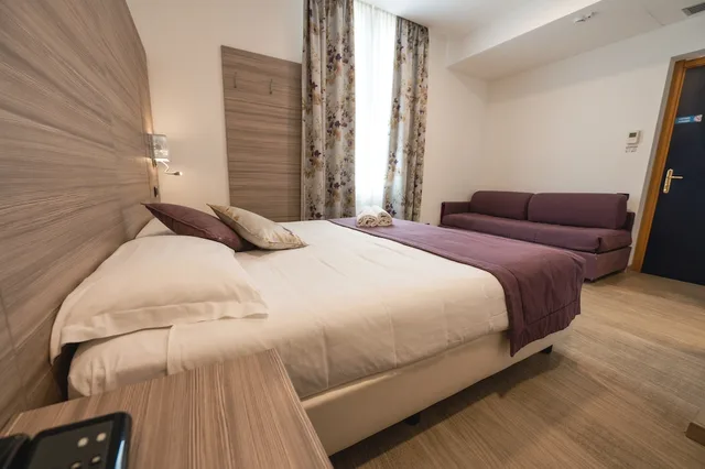 غرفة كومفورت ثلاثية بسرير مزدوج وسرير فردي، Hotel Coccodrillo 3/5
