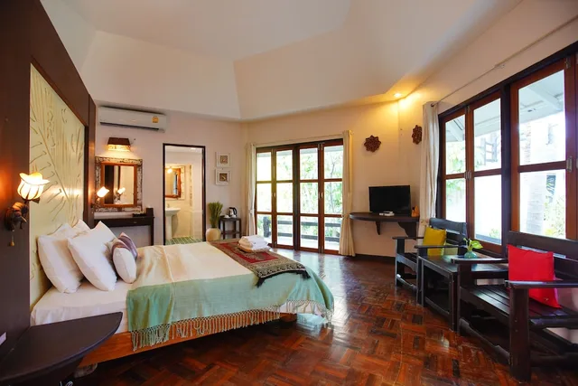 فيلا بسرير كوين بإطلالة على الحديقة يُسمح فيها بالحيوانات الأليفة، Tanaosri Resort Pranburi 4/10