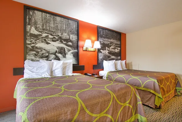 غرفة قياسية بسريرين كوين للمدخنين، Super 8 By Wyndham Christiansburg 3/5