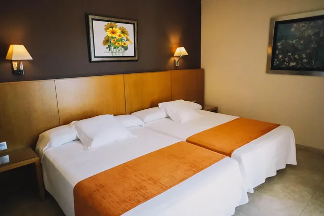 Standard, Double Bed, Balcony or Terrace، Alba Seleqtta Hotel Spa Resort 2/7