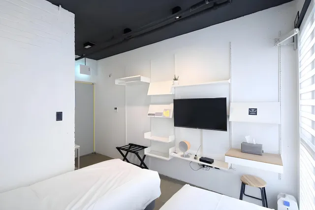Room, Twin Beds, Baguni Hostel 1/1