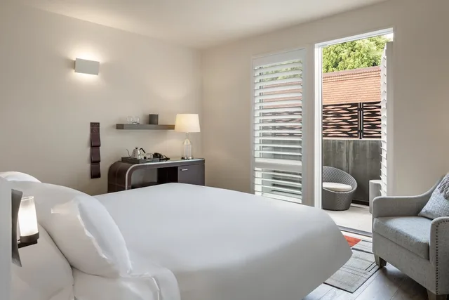 غرفة بسرير كينج بإطلالة على المدينة بشرفة، Hotel Cerro 2/6