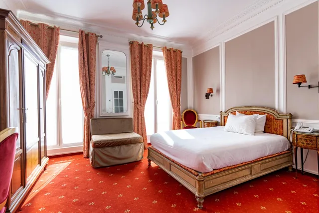 Superior, Double Bed, Arc De Triomphe View, Balcony، Hotel Belfast 9/10