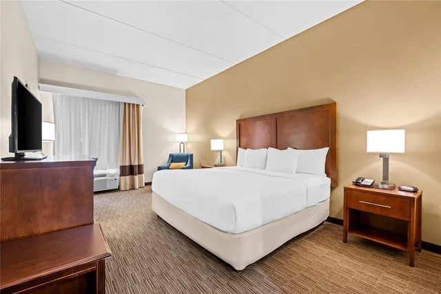 جناح بسرير كينج، Comfort Inn and Suites Oxford South 1/2