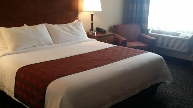 غرفة ديلوكس، GrandStay Hotel & Suites Parkers Prairie 2/3