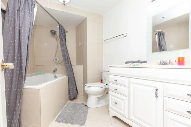 Presidential, Loft, 1 Double and 3 Queen Beds، Girasole Apartments 7/7