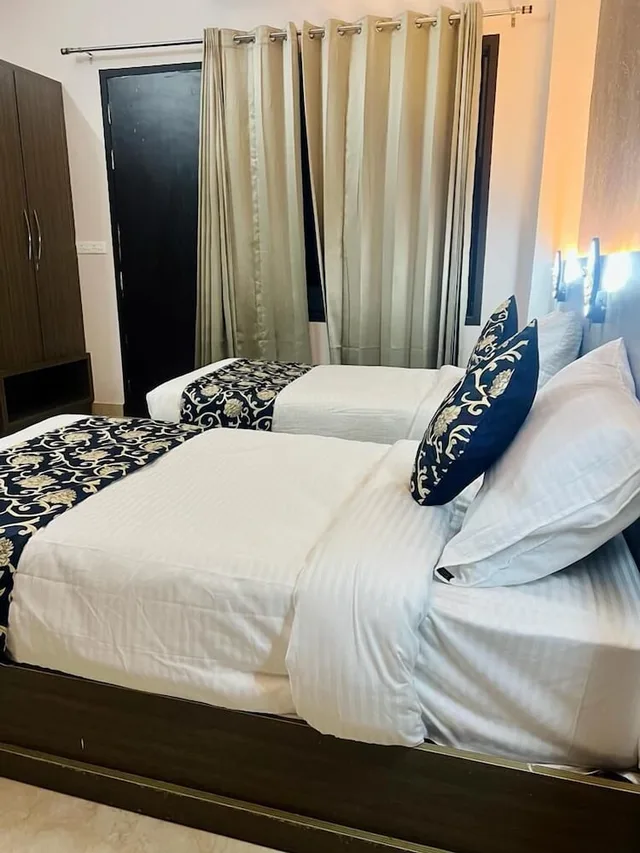 غرفة بريميوم بسرير مزدوج، R.G Bilkha Hotel and Resorts 2/3