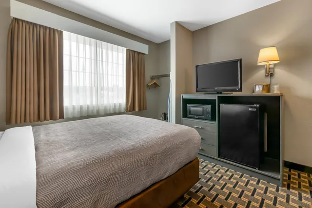 غرفة بسرير كوين، Quality Inn Mauston I-90 2/7
