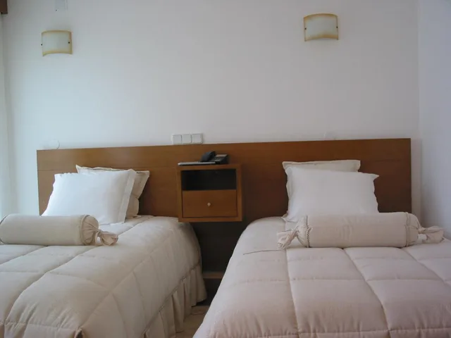 غرفة بسريرين منفصلين، Santos Hotel 2/3