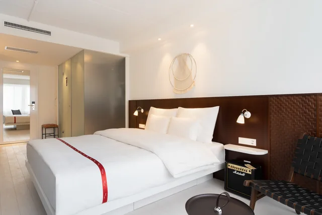 لوفت بسرير مزدوج، Ruby Claire Hotel Geneva 1/3