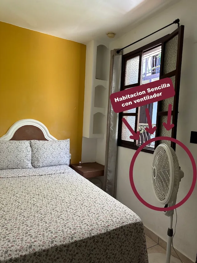 Room, Single, Single Bed, with Fan، Villa Florencia Centro Hotel 2/4