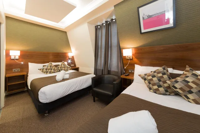 غرفة رباعية بحمام خاص، Chester Hotel Victoria 3/10