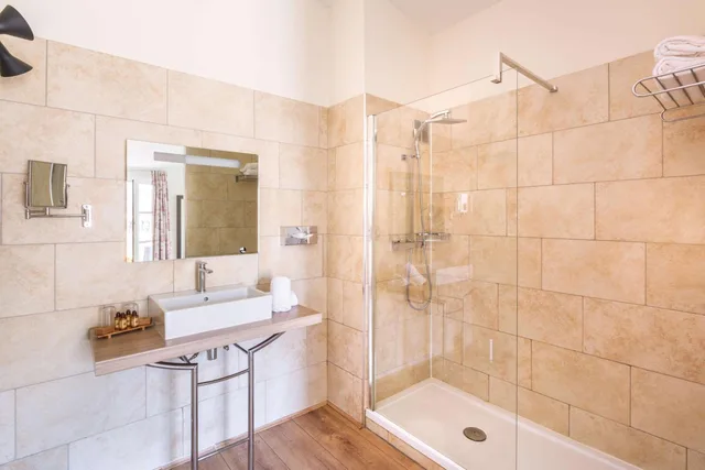 غرفة بريستيج بسرير كوين، Best Western Le Marquis de La Baume 3/3