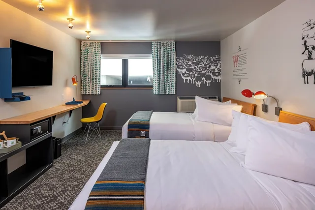 غرفة بسريرين كوين، The SPARROW Hotel 2/4