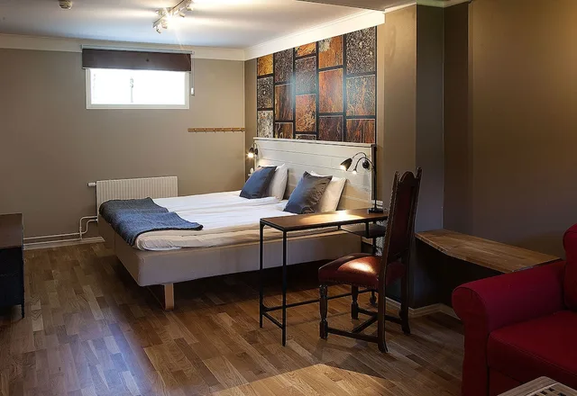 Economy, Basement, Double or Twin Bed, Private Bathroom, Södra Hotellet 2/3