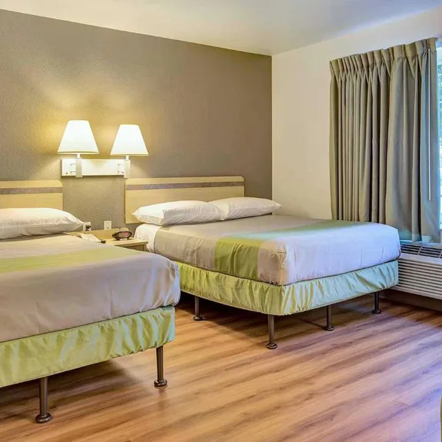 غرفة بسريرين كوين، Motel6 Belmont, CA San Francisco Redwood City 5/10