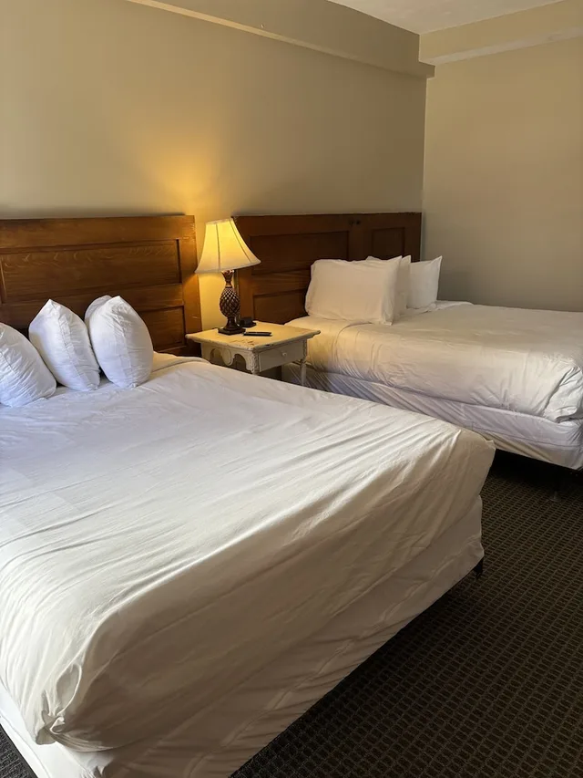 غرفة بسريرين كوين لذوي الإعاقة، William Watson Hotel 2/5