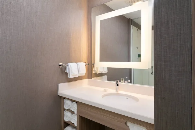 جناح بسريرين كوين مع أريكة، SpringHill Suites by Marriott Cape Canaveral Cocoa Beach 8/10