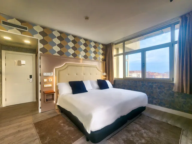 غرفة بريميوم بسرير مزدوج بإطلالة على البحر، Hotel Faranda Marsol Candas, Ascend Hotel Collection 1/6