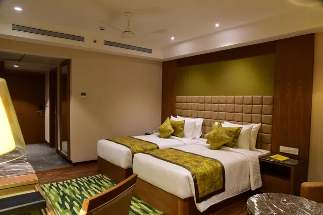 غرفة سوبيريور بسرير كينج، Lemon Tree Hotel Siliguri 1/1