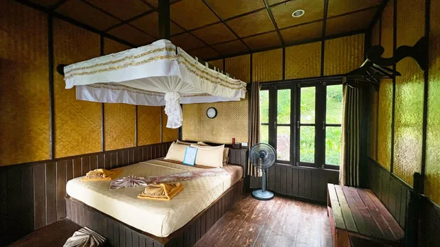 Bungalow, Sea View, with Fan، Phi Phi Relax Beach Resort 1/10