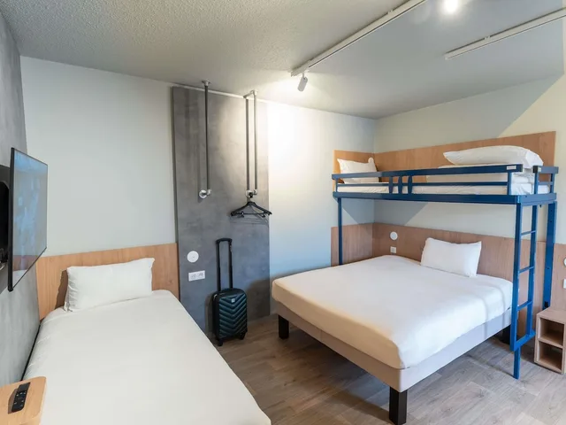 غرفة عائلية بسريرين مزدوجين، Ibis Budget Rennes Cesson 1/5