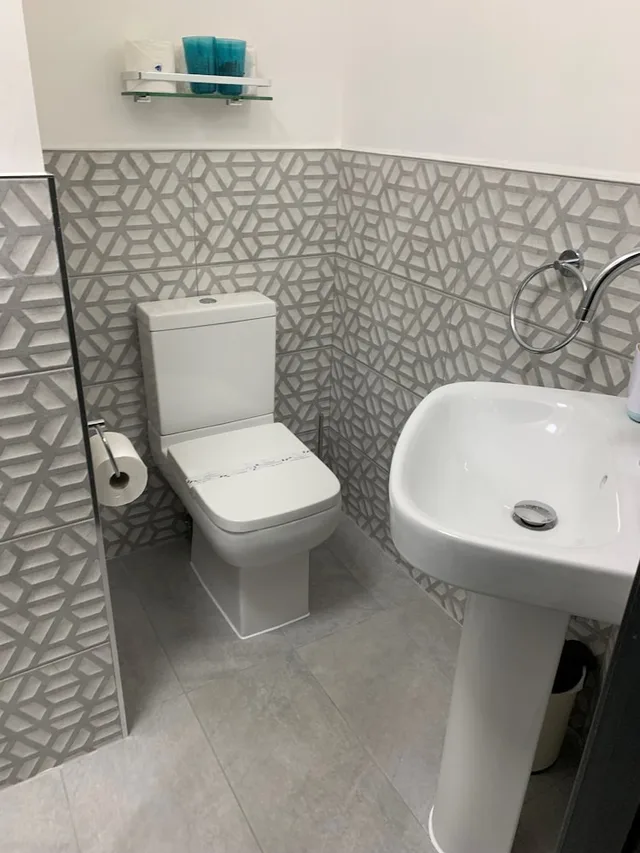 غرفة ديلوكس بسرير كينج، Lazy Waves Boutique B&B 2/3
