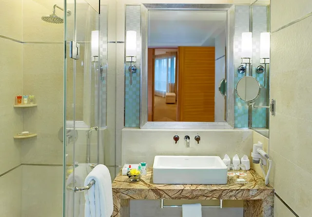 جناح بسرير كينج بغرفة نوم واحدة، Four Points By Sheraton 3/3