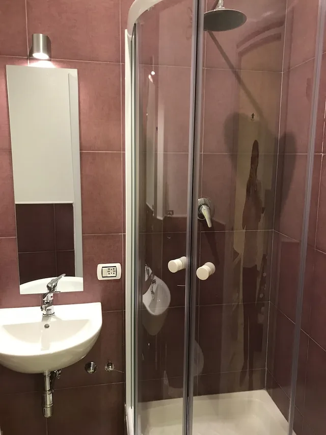 غرفة بانورامية بسرير كوين بإطلالة على المدينة، Room 110 7/7