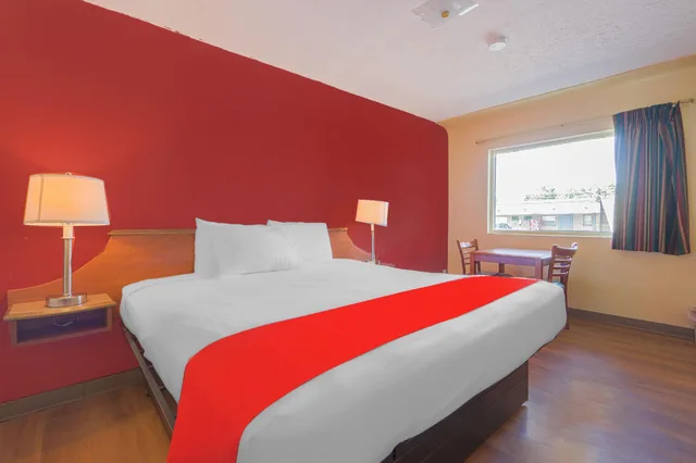 Room, Double Bed, Smoking, OYO Hotel North Lima OH - Boardman 1/1