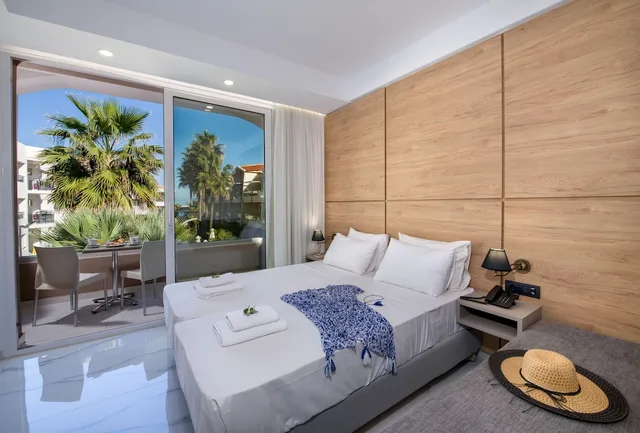 Superior, Twin Beds, Pool View, Sofa, Marika Hotel Chania 4/6