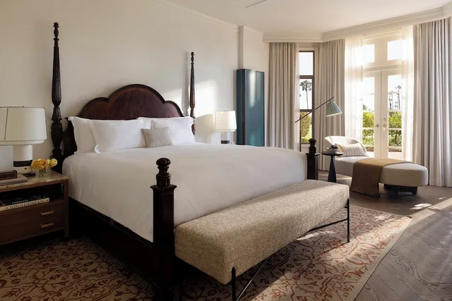 جناح تنفيذي بسرير كينج بغرفة نوم واحدة لذوي الإعاقة، Langham Huntington Pasadena 1/4