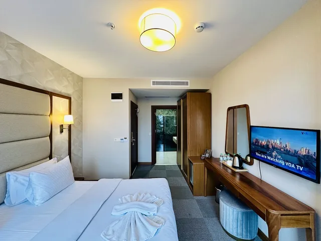 Superior, Queen Bed, Istanbul Midpoint Hotel 2/10