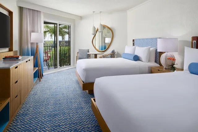 Renovated, Signature, 2 Queen Beds, Pool and Ocean View, Accessible، OUTRIGGER Kauai Beach Resort & Spa 1/5