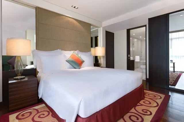 جناح تنفيذي بإطلالة على المدينة، Marriott Executive Service Apartment Sathorn Vista 1/10