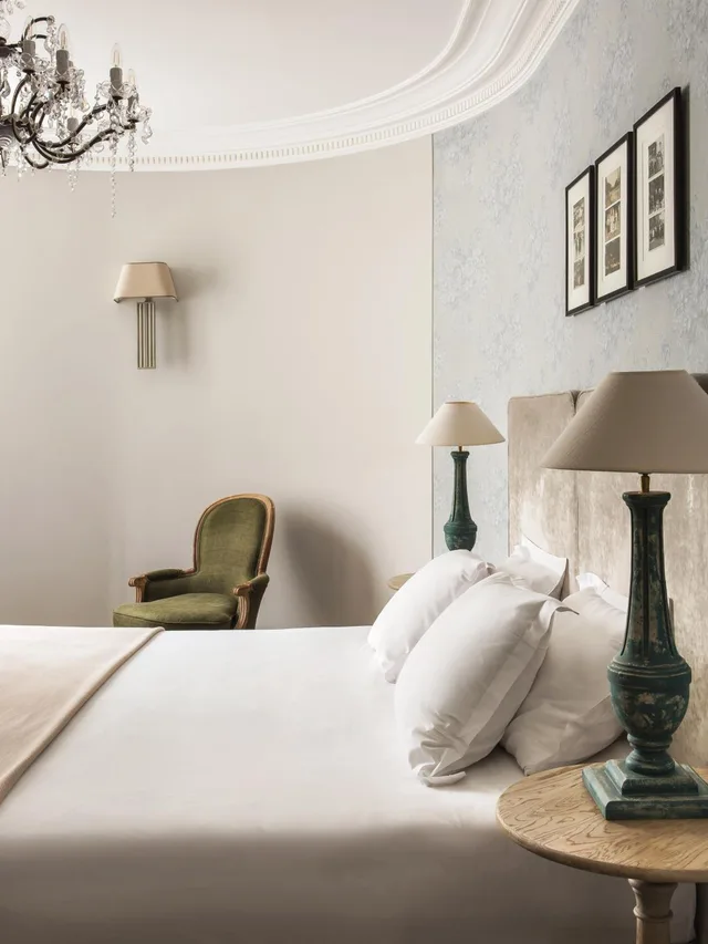 غرفة فاخرة بسرير مزدوج، New Hotel Roblin 1/1