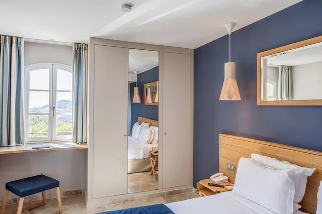 غرفة بسريرين منفصلين، Le Fregate Provence 4/6