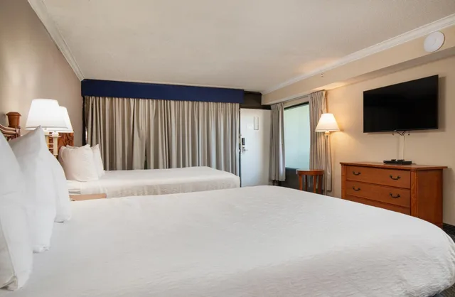 Room, King Bed, Ocean Front، Grande Shores Ocean Resort 3/9