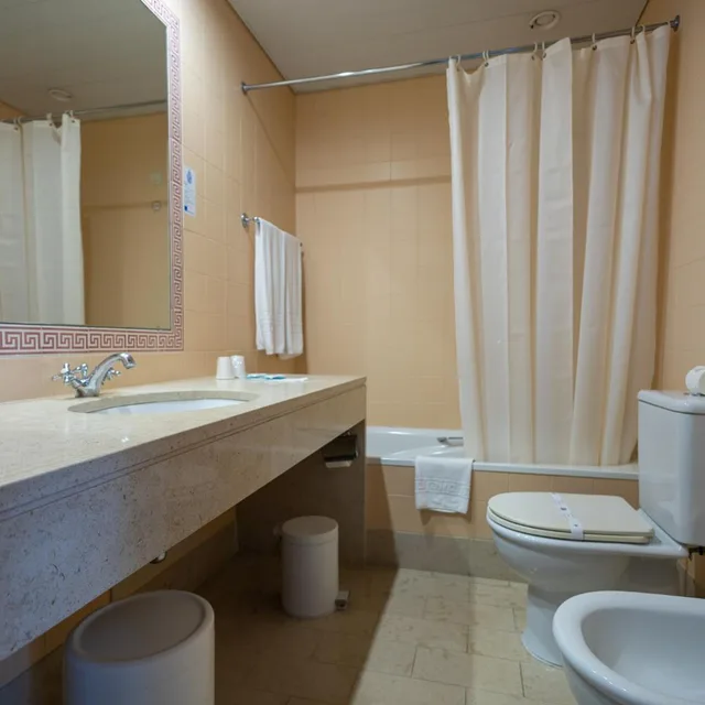 غرفة بسريرين منفصلين، Das Termas 9/10