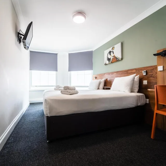 غرفة بريميوم بسريرين منفصلين، Chelsea Guest House 5/10
