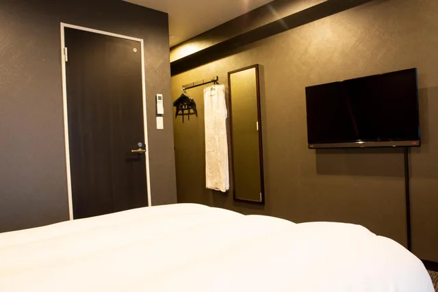 غرفة بسرير مزدوج بحمام خاص، Hotel Parman 3/7