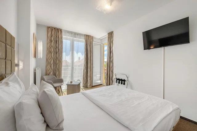غرفة مفردة، Antares Hotel 15/20