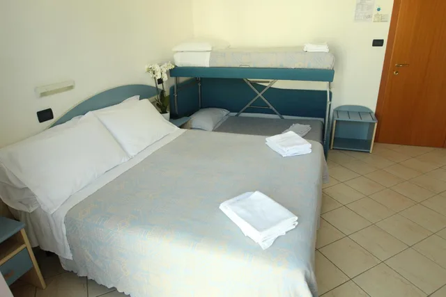 غرفة عائلية بشرفة، Hotel Giorg 3/8