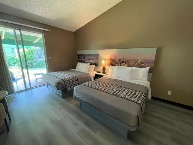 غرفة كومفورت بسريرين كوين، Hotel Pacific Garden 2/10