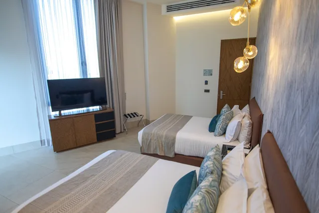 جناح جونيور بسريرين كوين، Becquer Hotel Guadalajara 3/9