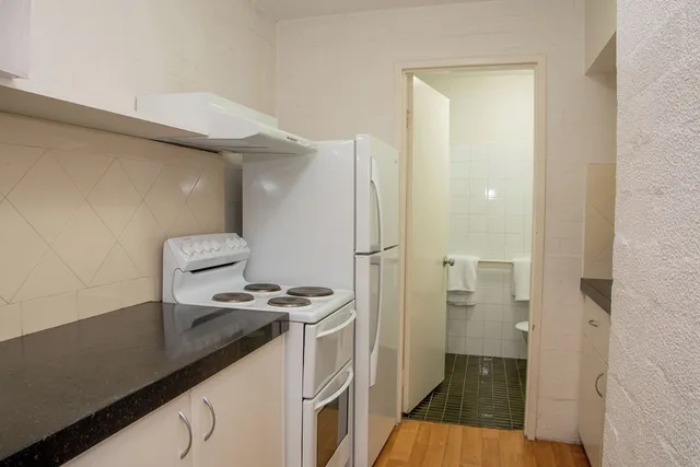 3 Bedrooms, Loft, Apartment, 1 Queen and 4 Single Beds، Atrium Hotel Mandurah 4/6