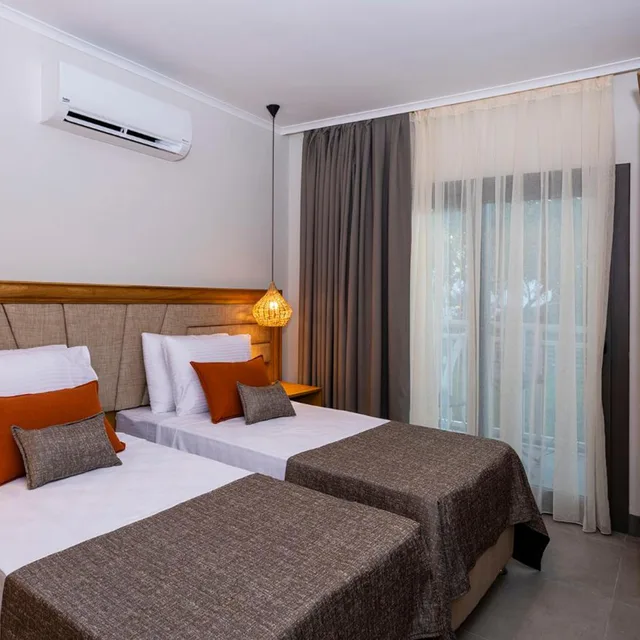 Room, Double or Twin Bed, Yalipark Beach Hotel 4/10