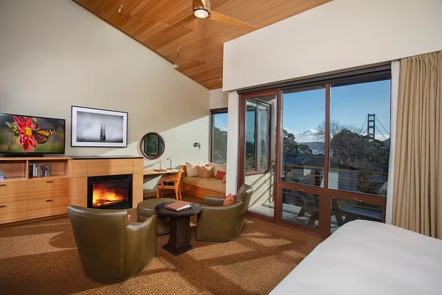 غرفة ديلوكس بسرير مزدوج بإطلالة، Cavallo Point 3/3