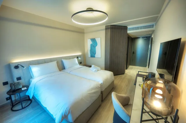 غرفة اقتصادية بسريرين منفصلين بشرفة، Aste Hotel 5/6