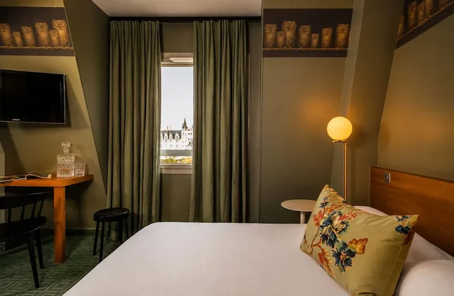 غرفة سوبيريور ثلاثية بسرير مزدوج وسرير فردي بغرفة نوم واحدة، L Hotel 10/10